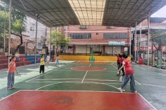 取白叟们面临面交换