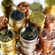 :凸起茶园的天然和生物